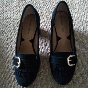 ADRIENNE VITTADINI Black Loafer Block Heeled Pumps w/ gold buckle